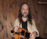 Φιλοι και συναδελφοι .......